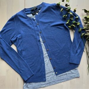 🪴$5 when bundled🪴 Ann Taylor Long Sleeve Blue Cardigan in Petite Medium